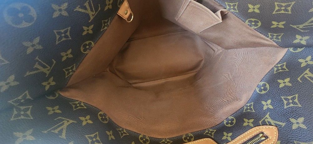 LV Sac Shopping for Sale in Buckley, WA - OfferUp