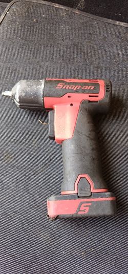 Snap-on 7.2 Volt Quarter Inch Drive Impact With Battery