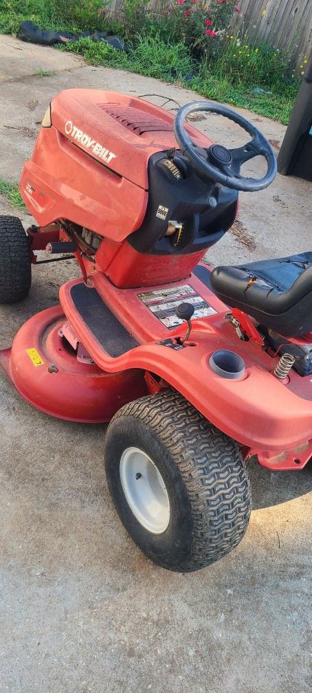 Troybilt Riding Mower