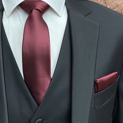 slim tie and pocket square set