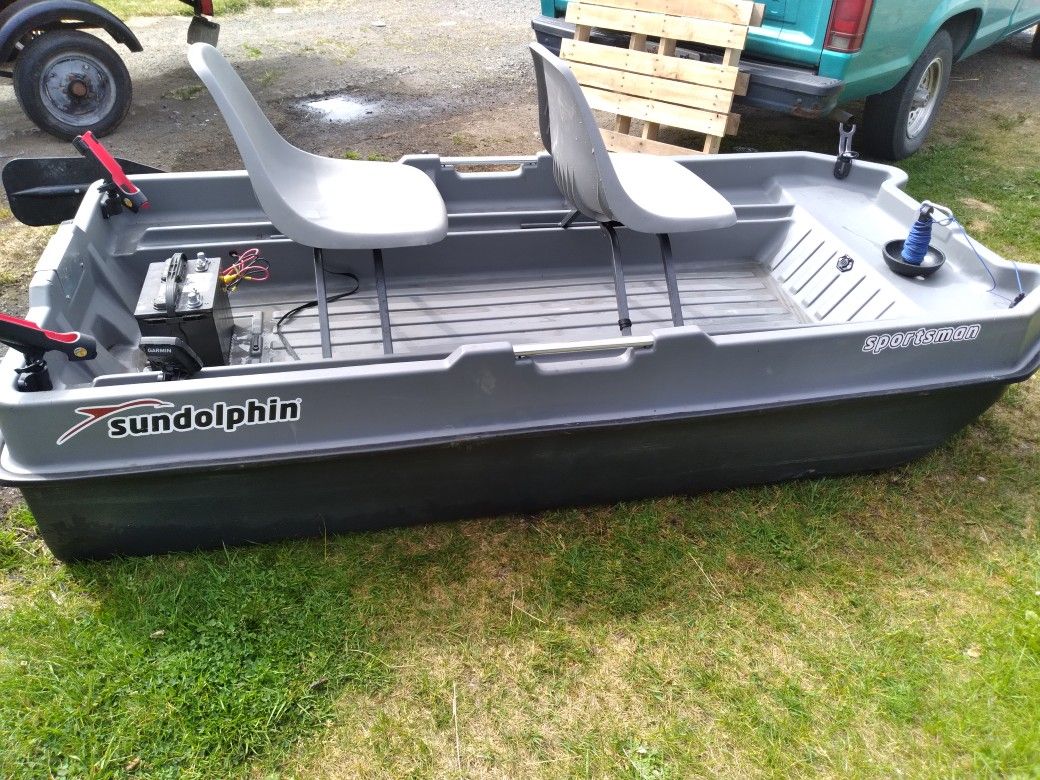 Cabela's Sportsman Boat