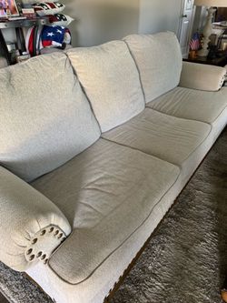2 Couch/Sofa Set with Floor Rug
