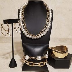 $20 Beautiful Jewelry Sets