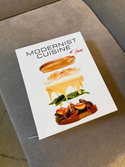 Modernist Cuisine: Modernist Cuisine at Home book used