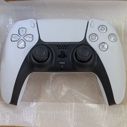 PlayStation 5 DualSense Wireless Controller – Very Good Condition