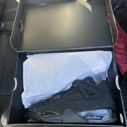 Jordan 4 Black cats (2025)