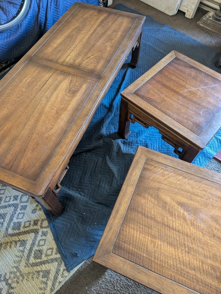 Lane Coffee Table Set