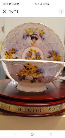 2001 Mrs Albee PFE Albee Commemorative Teacup & Saucer