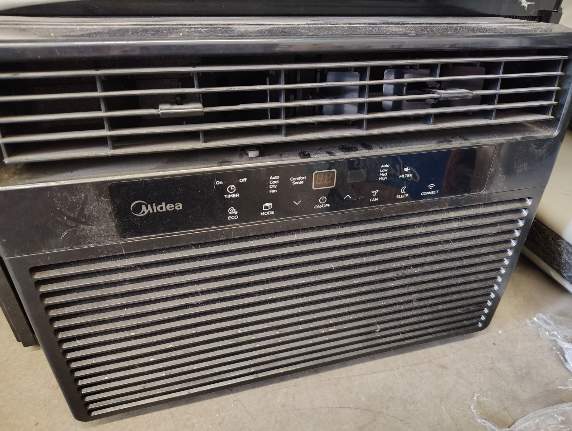 AC unit smart unit with remote