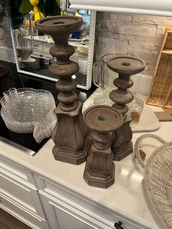 Beautiful set of 3 candle sticks
