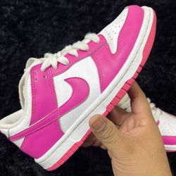 Nike Dunk Low GS Shoes Big Kids SZ 4Y White/Laser Fuchsia FB9109-102