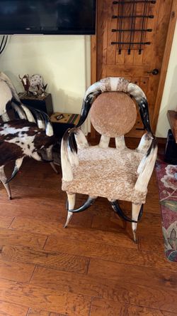 Long horn chair