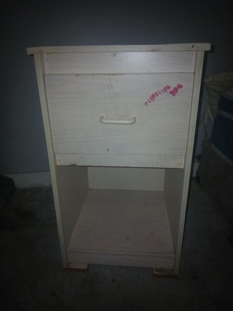 Nightstand/ Mini Table