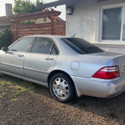 2004 Acura RL