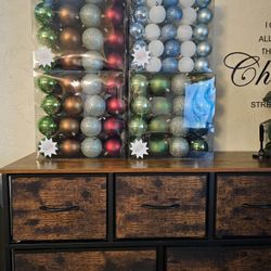SHUTTER PROOF CHRISTMAS BALLS DECORATIONS, NEW,3 DIFFERENT SET AVAILABLE $20 EACH SET

$20 each set

Set A- 50pcs 60mm white/blue glitters combination