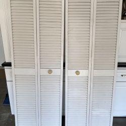 White Bifold Closet Door 