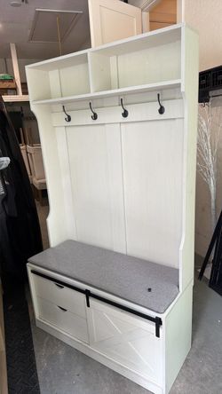 Hall Tree with Bench and storage