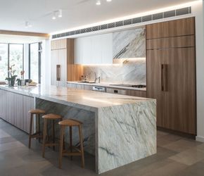 Custom Kitchen Cabinets