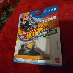 Hot Wheels Racer Verse