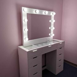 VANITY FOR MAKEUP  