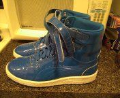 Brand new never worn puma leather hi tops size 10/1/2