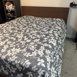 Queen Size Bed Frame w/ Drawers and Mattress
