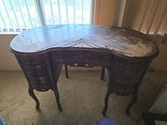 Desk/vanity