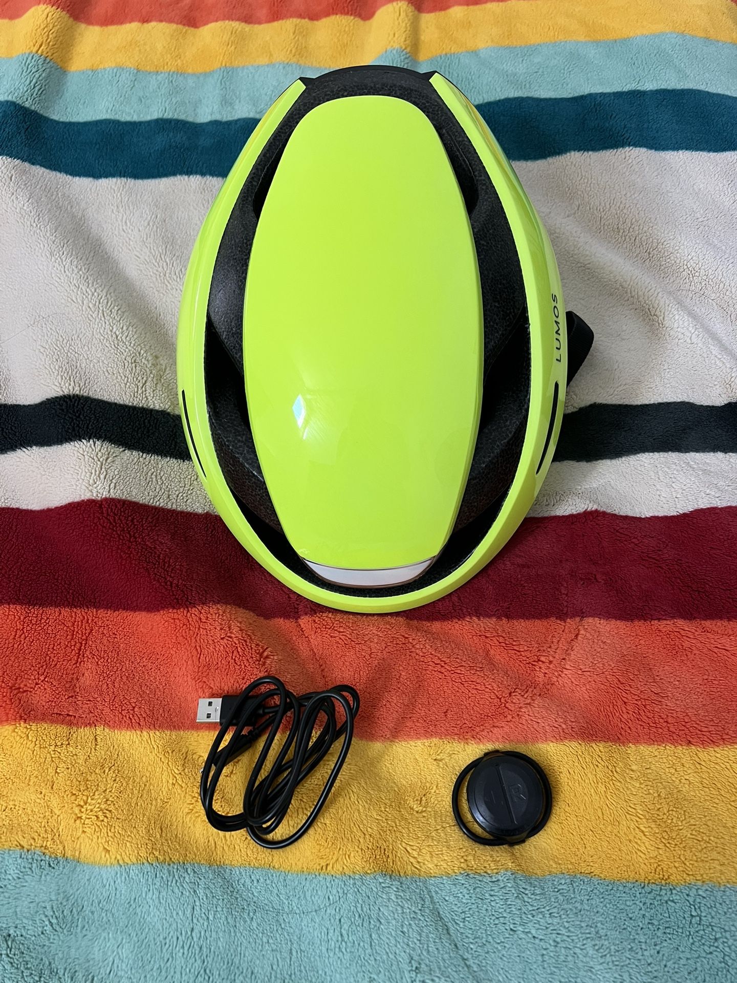 Lumos Ultra MIPS XL Smart Helmet W/remote
