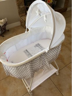 Delta Children Deluxe Soothing Dreams Bassine