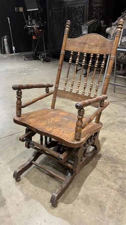 Antique American Rocking Chair Work very well, 85
