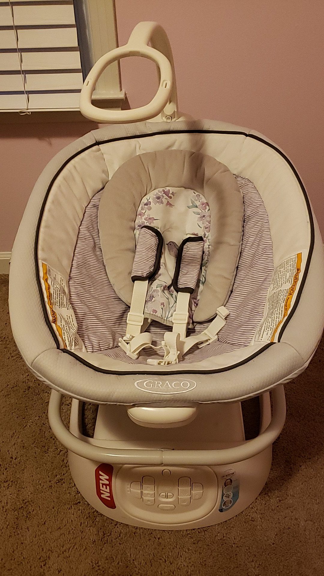 Graco Baby Sense2Soothe Swing with Cry Detection