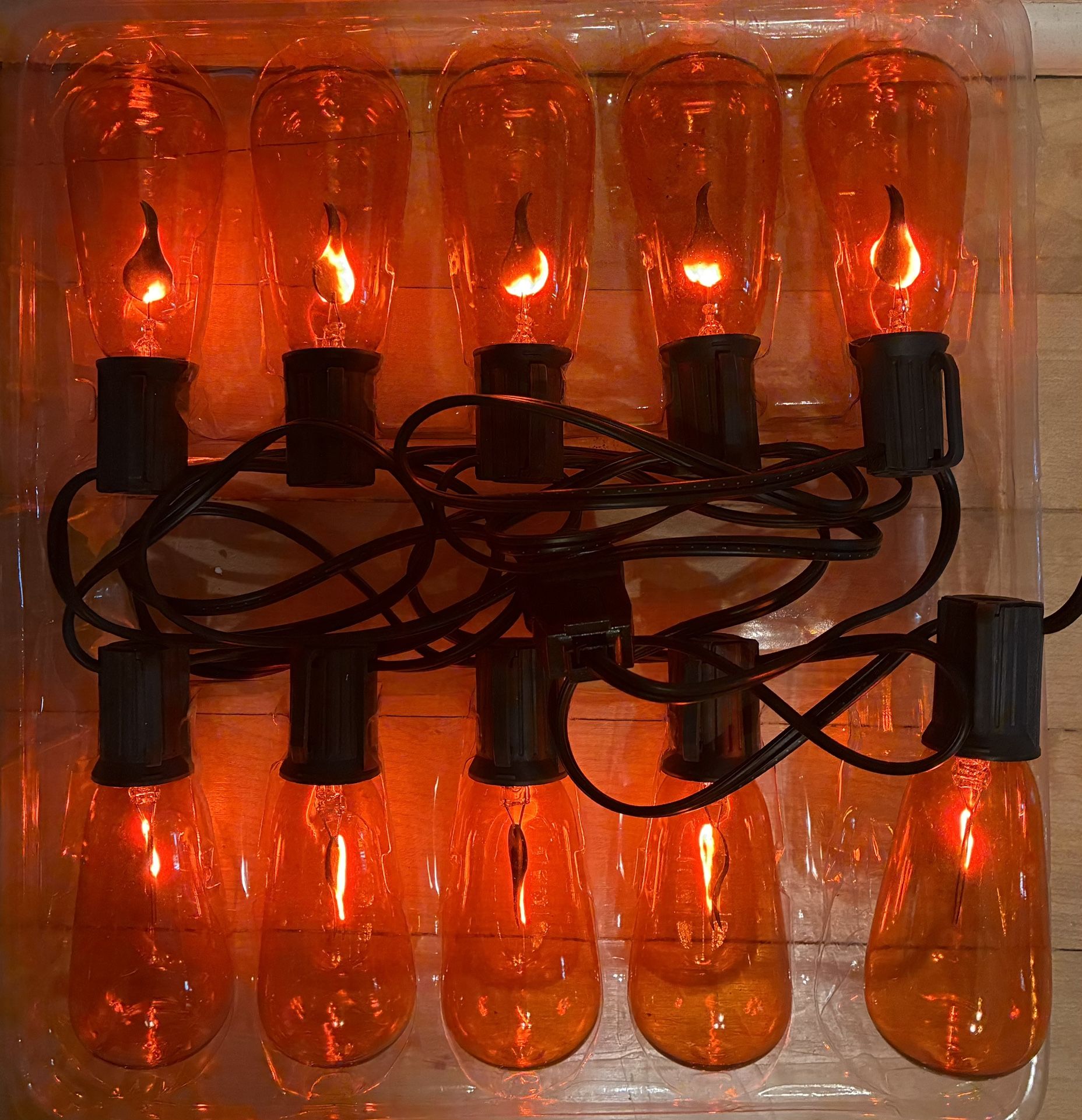 String of 20 Flickering Orange Halloween Lights