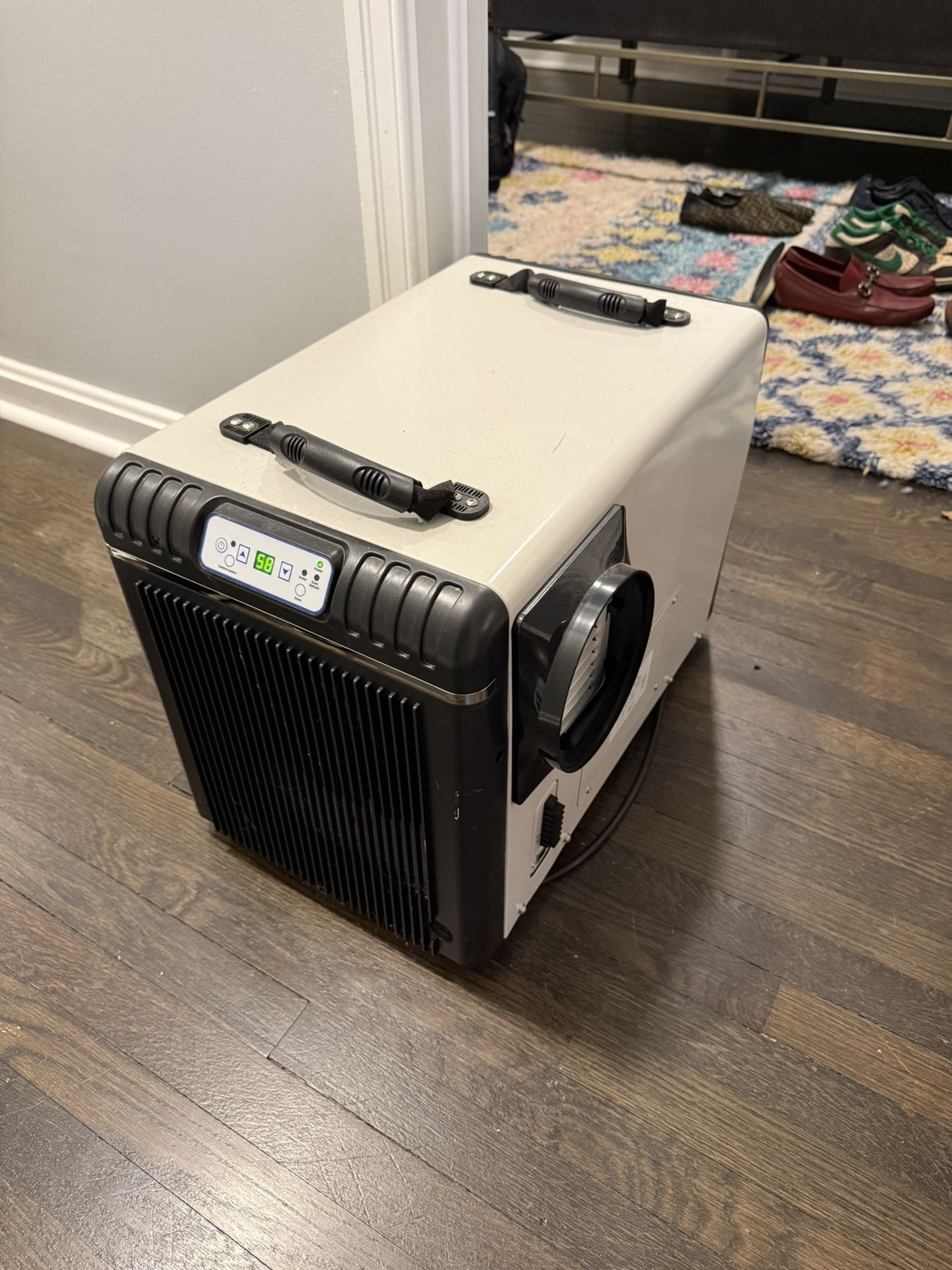 Commercial Dehumidifier - AlorAir Sentinel HDi90 - $650