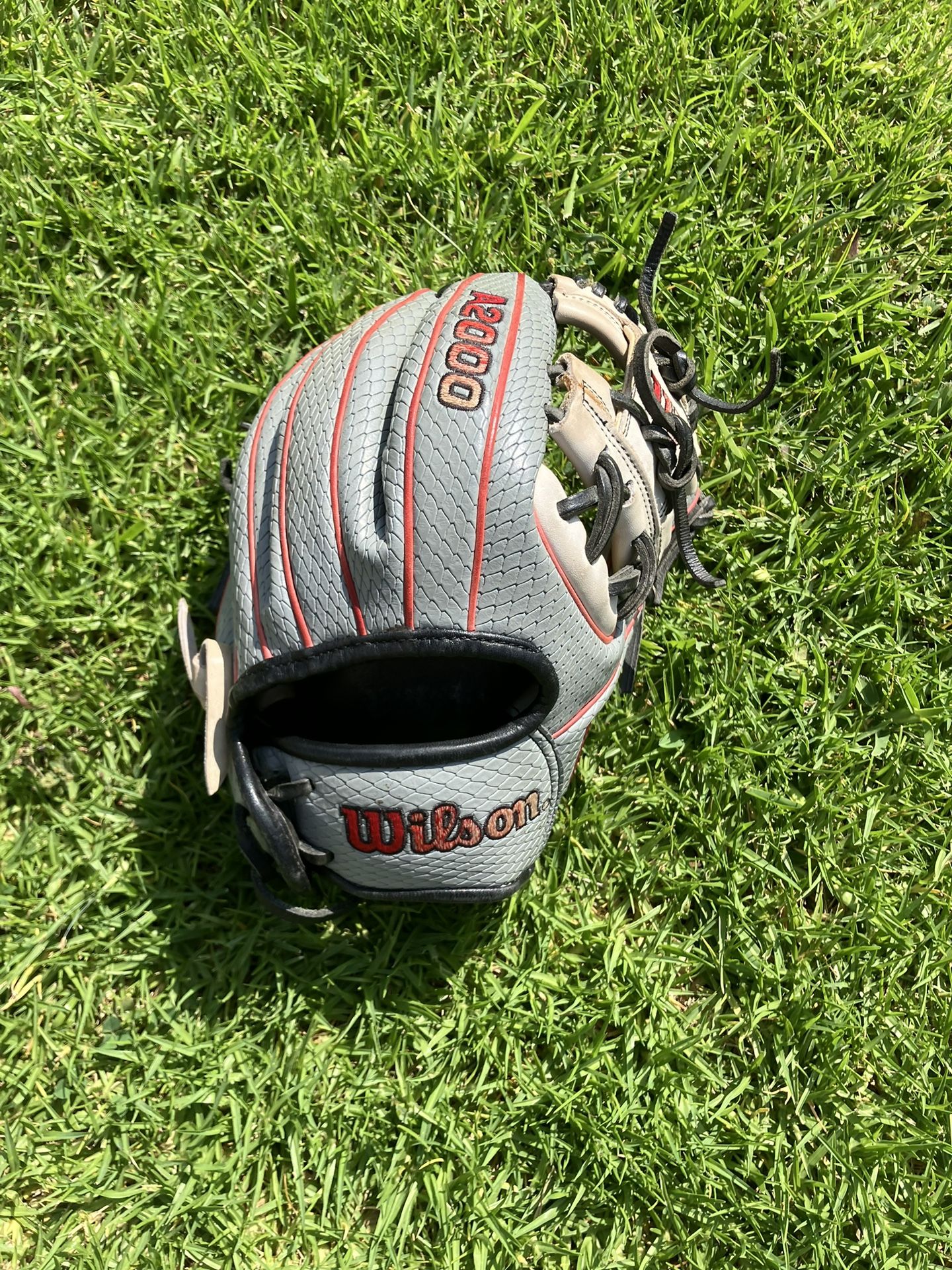 Wilson A2000 11.25 Infield Glove