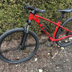 TREK Marlin 6 - GREAT CONDITION!!