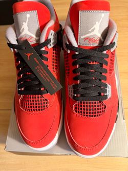 🔥 BRAND NEW AIR JORDAN 4 RETRO – $150 🔥 Size 9