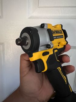 Dewalt 20v Cordless 1/2in Impact wrench (Tool Only) DCF860