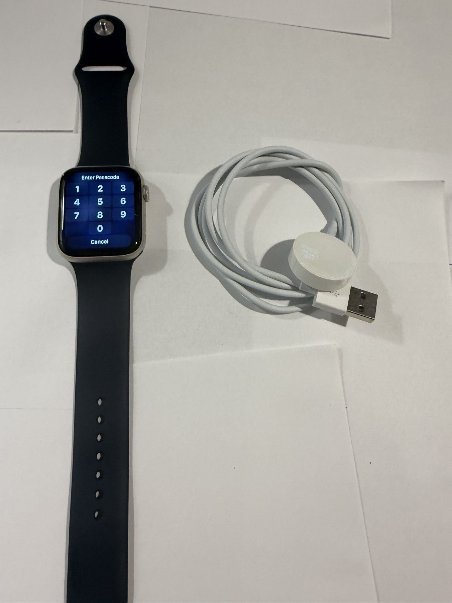 Apple Watch SE 44mm 2nd Gen