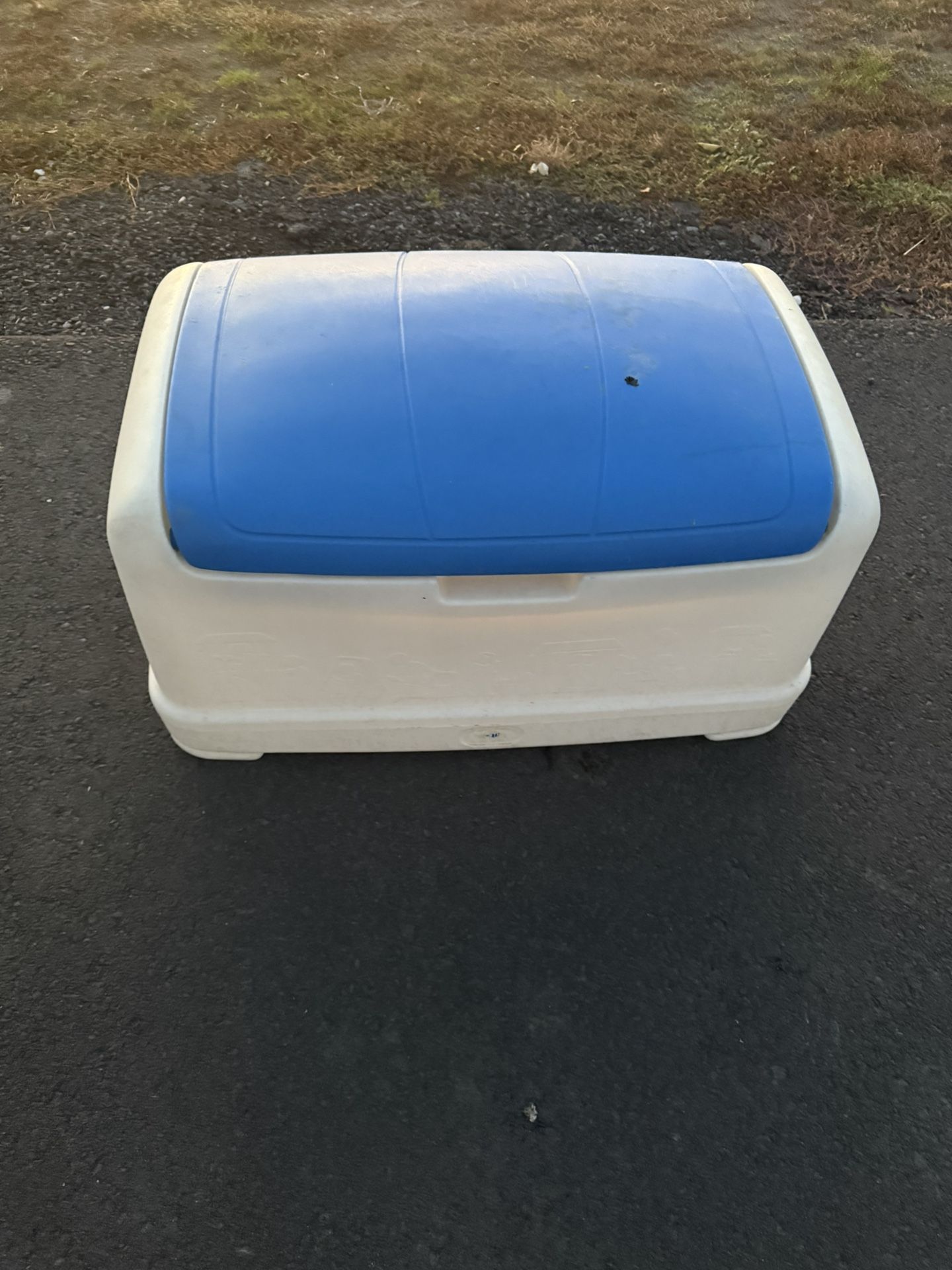 Little Tikes Toy Box 