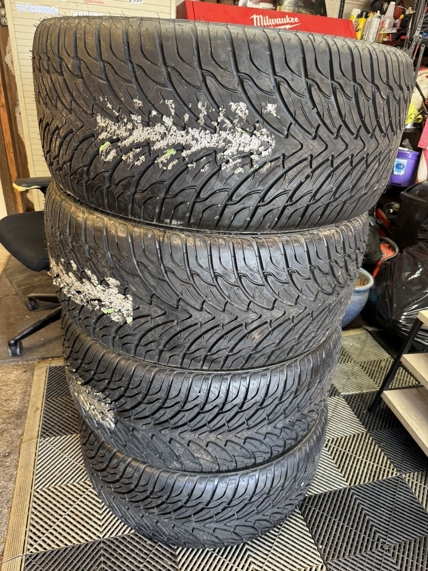 24 Inch Tire