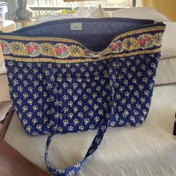  Vera Bradley Tote Bag