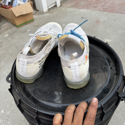 Off White 