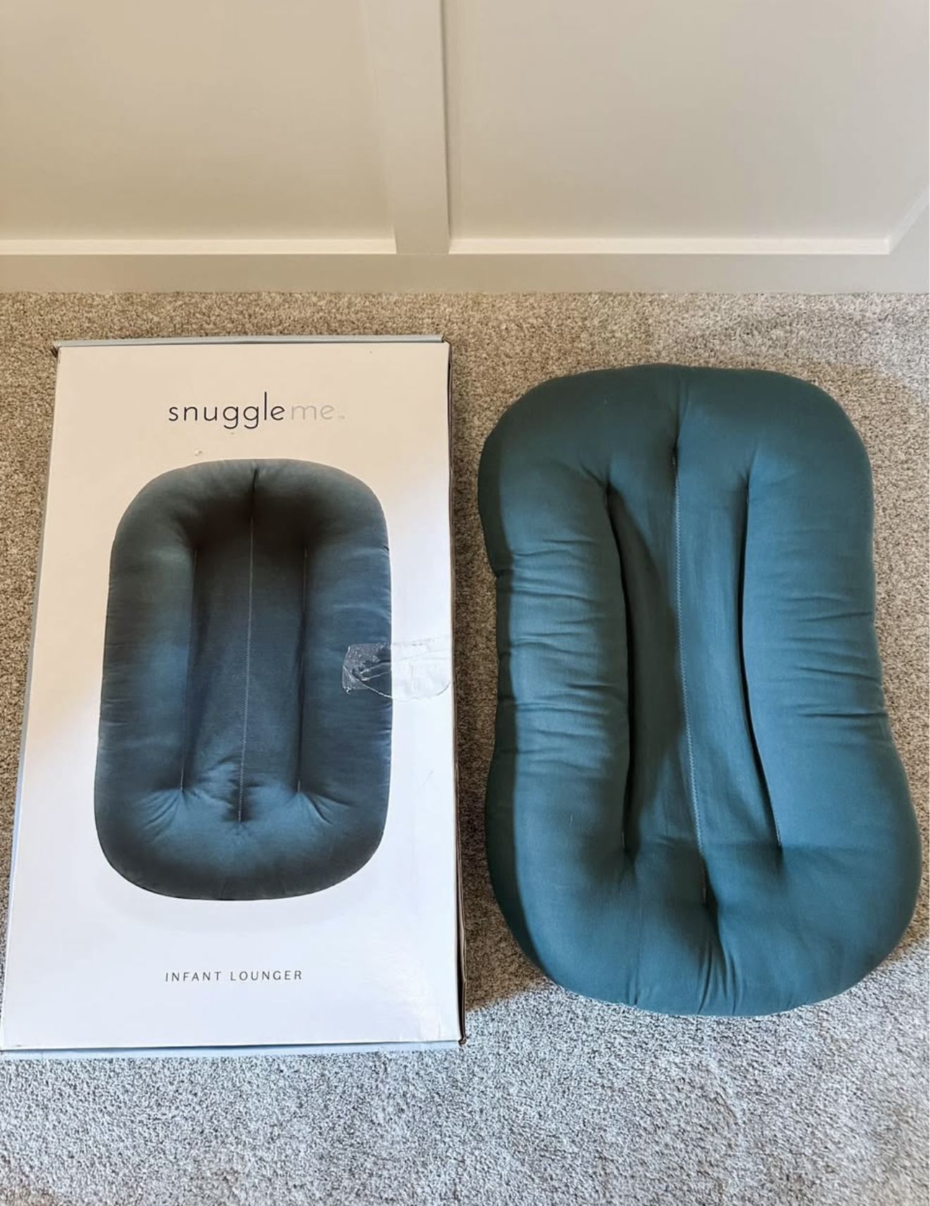 Snuggle Me Infant Lounger