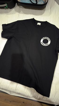 Burberry t-shirt