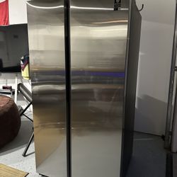 Samsung Stainless Steel Refrigerator 