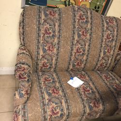 Loveseat 