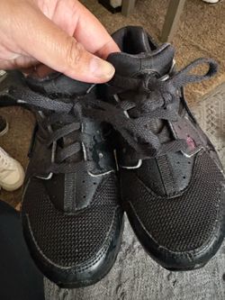 Toddler Nike huarache size 12c