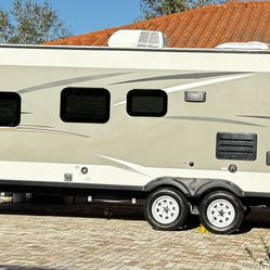 Travel Trailer RV