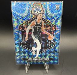 VICTOR WEMBANYAMA (RC) 2023-24 Panini Mosaic #238 Reactive Blue Mosaic Prizm