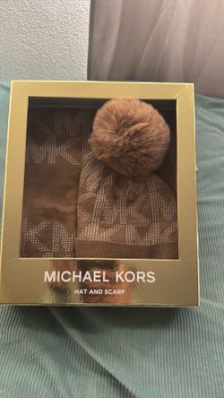 Michael Kors Hat and Scarf